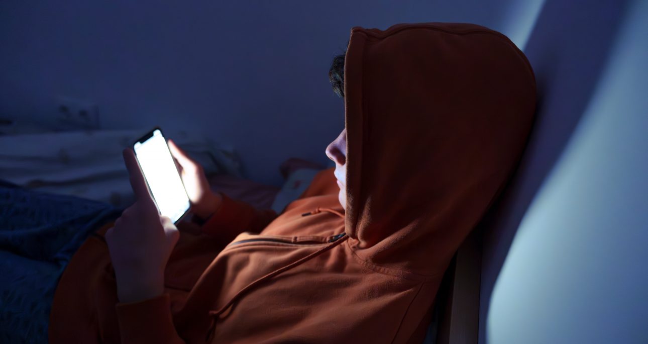 Designing News to Me: Turning Misinformation into a Game